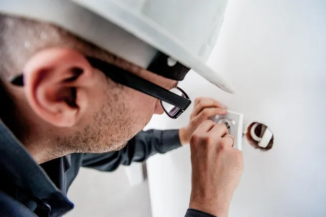 eletrician lucrand